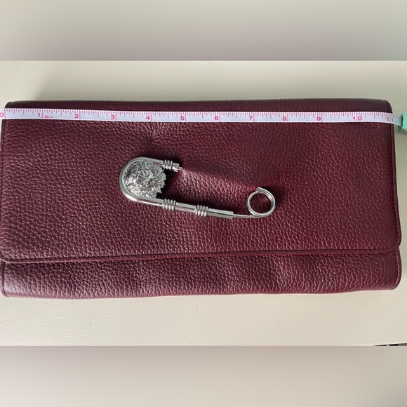 Versace Versus Clutch/Cross Body Bag New With tags - Picture 9 of 10